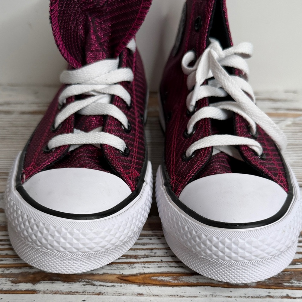 Converse Kids' Magenta High-Top Sneakers NEW with out tags - Picture 8 of 9